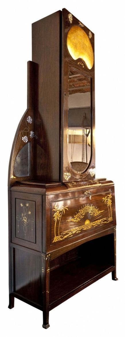 Vitrine ( Atribuida à Carlo Zen )