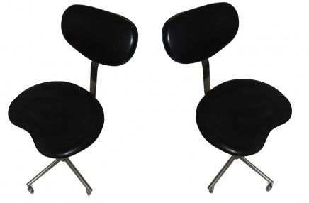 2 Chairs