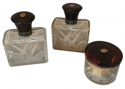 Perfume bottle