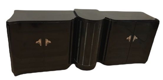 2 Cupboards with light