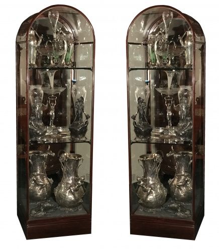 2 Vitrine