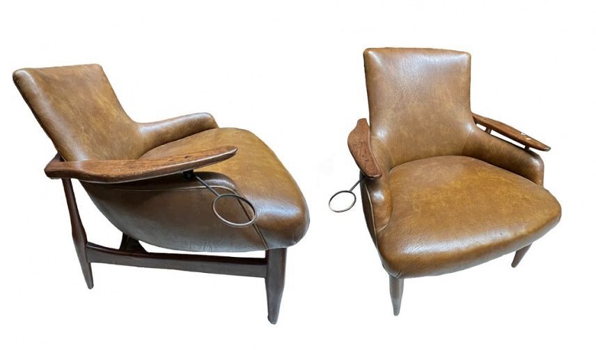 2 Poltronas (Atribuída a Finn juhl)