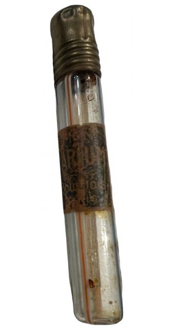 Perfume bottle Paris