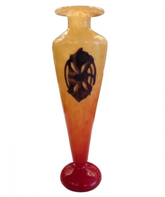 Glass Schneider