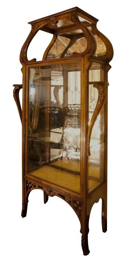 Vitrina (Atribuida Louis Majorelle)